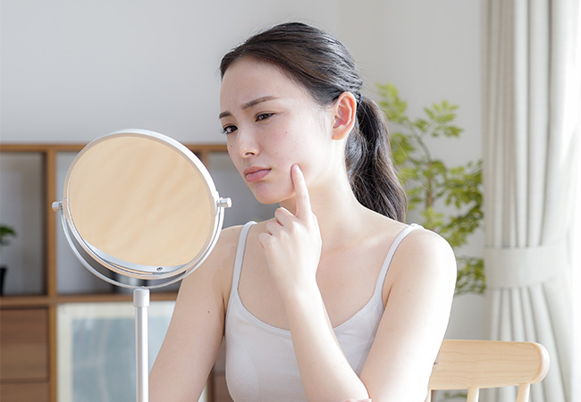 ニキビができる主な原因